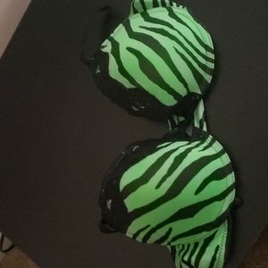 Bra, 34B